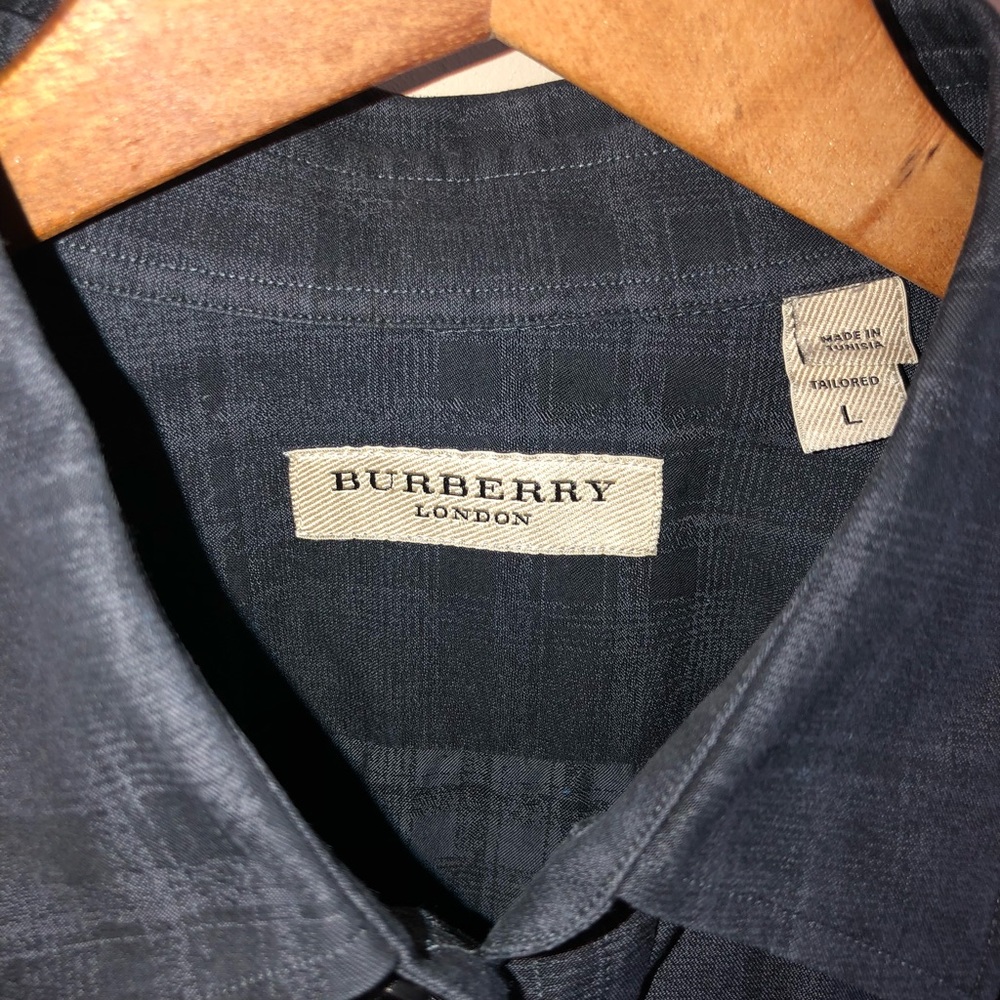 Burberry Button up